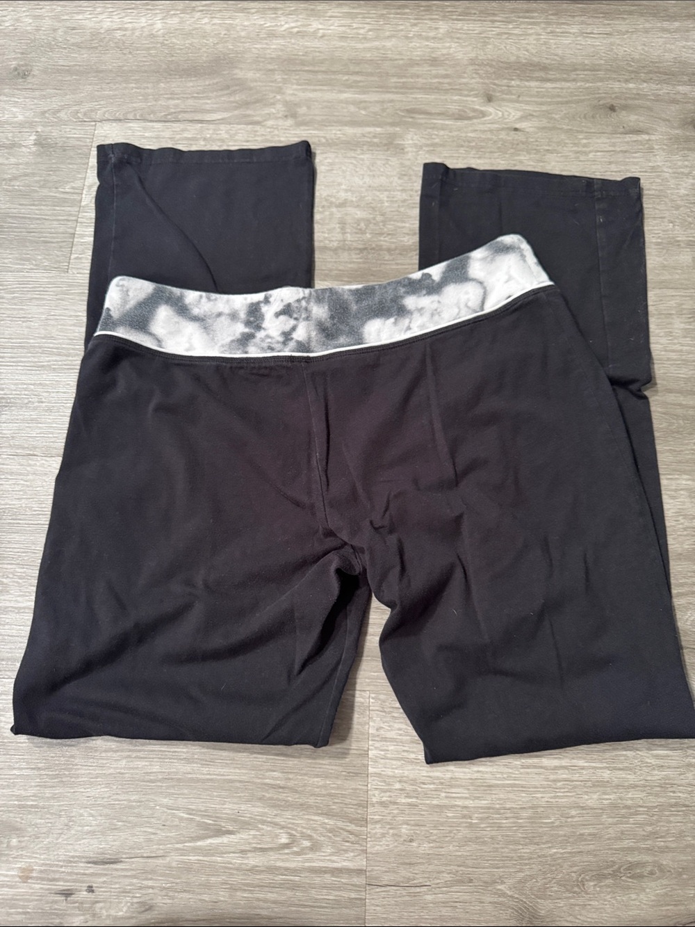 Bundle of SO Flare Yoga Pants - Picture 4 of 7